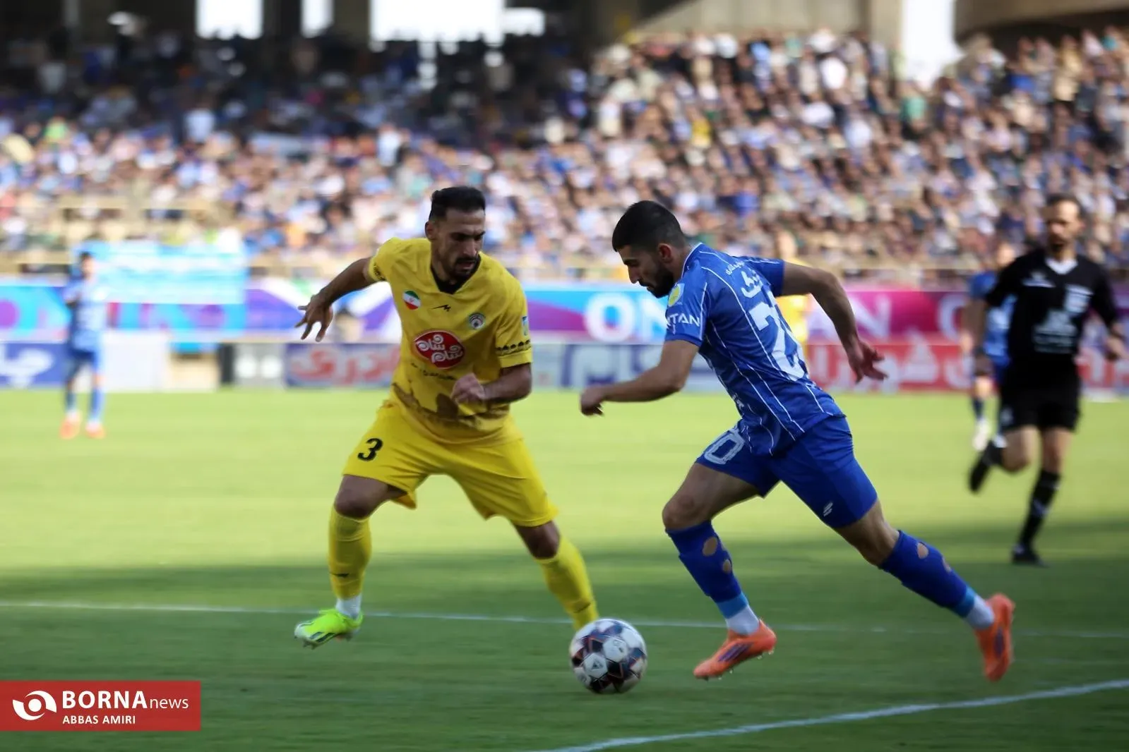 جلسه تاج با سازمان لیگ و مدیران استقلال و پرسپولیس/ مشخص شدن تکلیف لیگ تا ۴۸ ساعت آینده