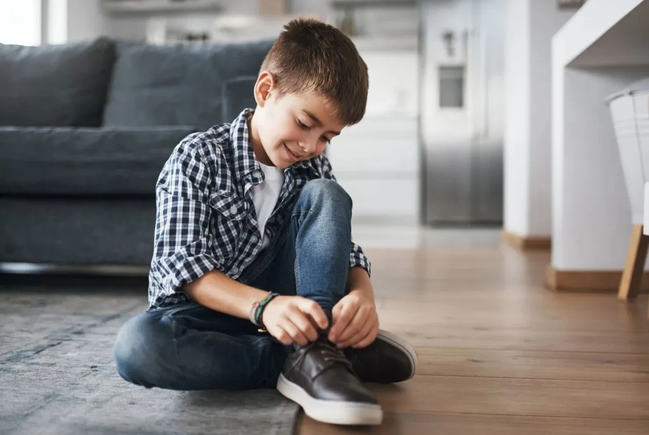 کفش مدرسه را چگونه انتخاب کنیم؟