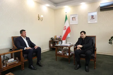 دیدار رئیس فدراسیون روئینگ با وزیر ورزش و جوانان