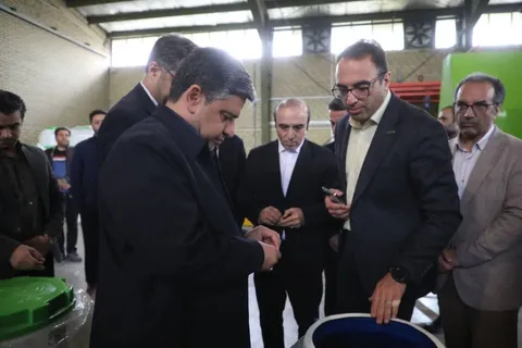 فاز توسعه واحد تولید مصنوعات چوبی تا پایان سال جاری راه‌اندازی می‌شود/ پیگیری تامین سرمایه در گردش واحد ساخت مخازن پلی‌اتیلن