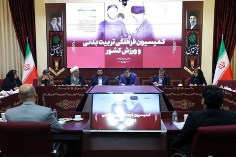 کمیته تخصصی تدوین نهایی آیین‌نامه کانون‌های هواداری تشکیل می‌شود/ تأکید وزیر ورزش بر سامان‌دهی فرهنگ سکوها در همه رشته‌ها