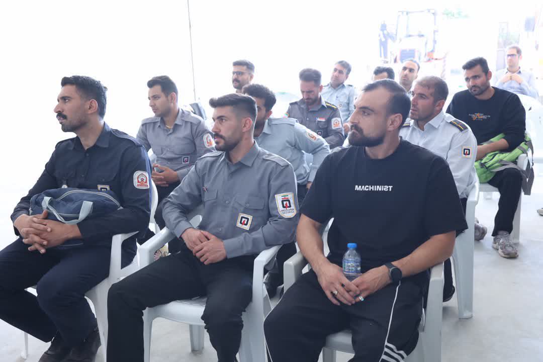 برگزاری دوره بازآموزی آتش‌نشانان روستایی در پایگاه آقابابا