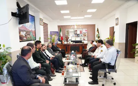 تجلیل مدیرعامل منطقه آزاد ارس از حافظان امنیت و مرزداران شهرستان جلفا