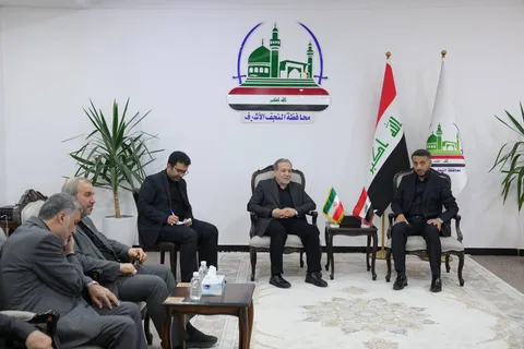دیدار استاندار نجف اشرف با وزیر امور خارجه جمهوری اسلامی ایران