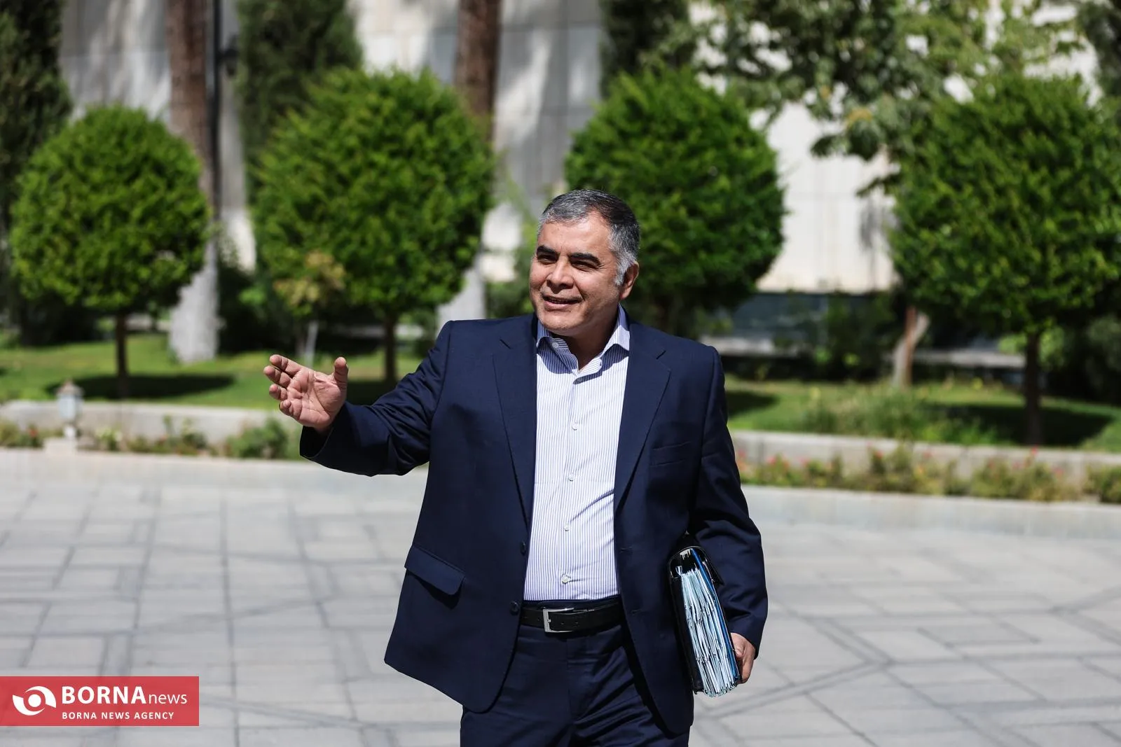 قدردانی وزیر نفت از تلاش‌های شرکت ملی نفتکش در جنگ تحمیلی