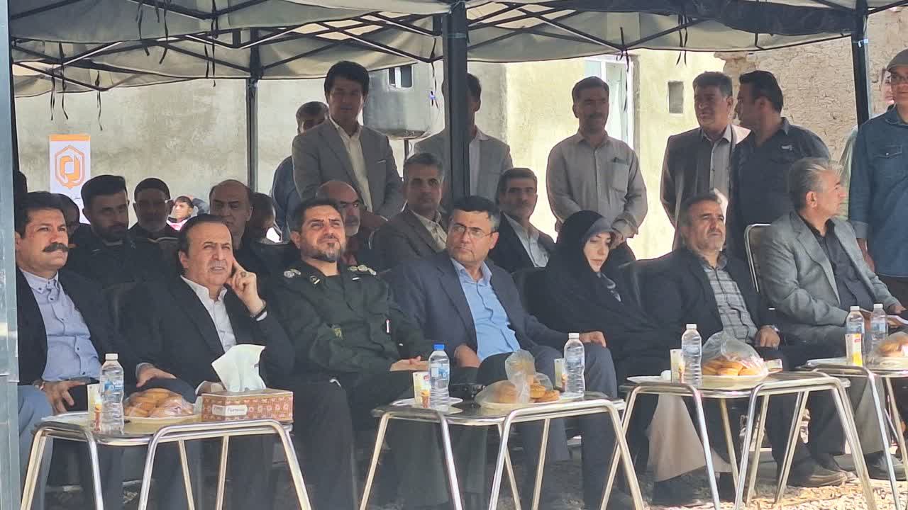 افتتاح ۱۲ واحد مسکن روستایی در قزوین؛ ۲۰۰ واحد آسیب‌دیده دیگر به‌زودی واگذار می‌شود