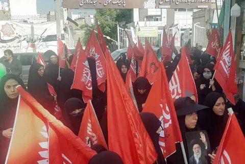 اجتماع زنان نوغان با پرچم خونخواهی رهبر شهید برپا شد