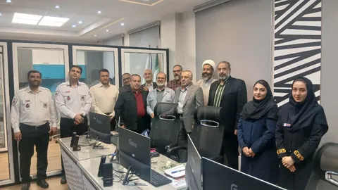 نمایندگان نهادهای فرهنگی، مذهبی و مردمی روز پرستار را به کارکنان اورژانس ۱۱۵ استان مرکزی تبریک گفتند