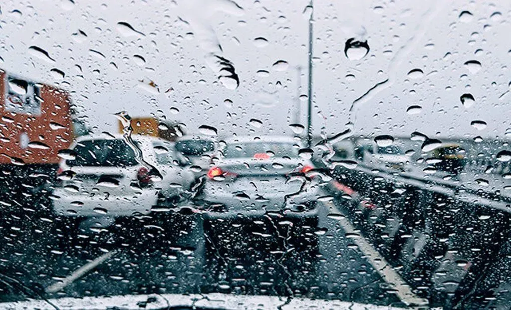بارش باران، رعد و برق و کولاک برف در راه است