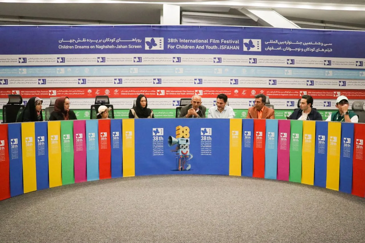 قنبری: «پلک پریشان پروانه» درباره رنج مردم در شرایط جنگ است/ باید فرزندخواندگی را جدی بگیریم