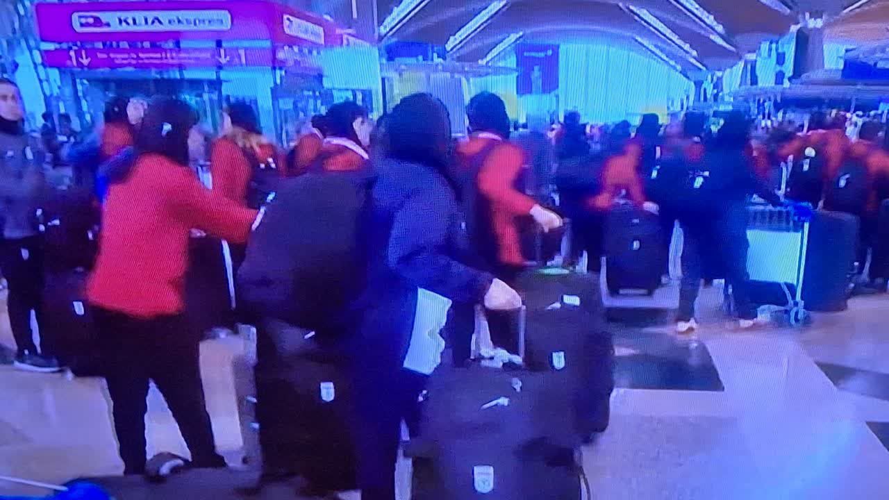 بازگشت عزتمندانه دختران ورزشکار از استرالیا/ شکستی سیاسی برای دشمنان و بدخواهان بازگشت عزتمندانه دختران ورزشکار از استرالیا/ شکستی سیاسی برای دشمنان و بدخواهان