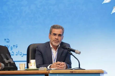سامانه هوشمند «مدرسه تراز» مهرماه راه‌اندازی می‌شود/ ارزیابی مدارس بر پایه داده‌های واقعی