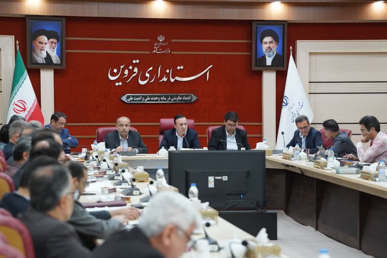 صنایع آب بر در استان قزوین مجوز نمی گیرند صنایع آب بر در استان قزوین مجوز نمی گیرند