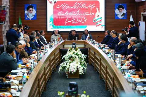 وزیر صمت: عزم دولت برای پشتیبانی همه‌جانبه از صنعت است