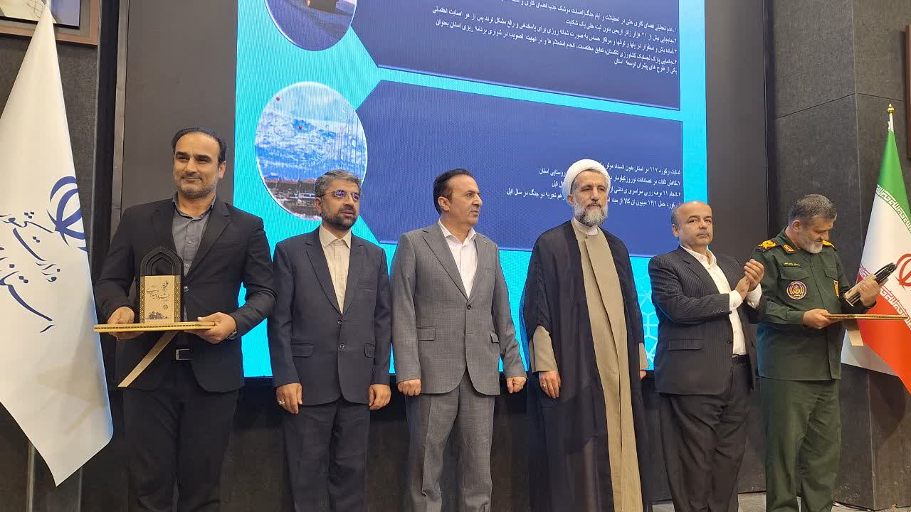 ۱۲ دستگاه اجرایی برتر جشنواره شهید رجایی استان قزوین معرفی شدند