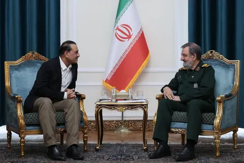 محسن رضایی: آمریکا باید اقدامات عملی در خصوص اجرای شروط تفاهم‌نامه انجام دهد