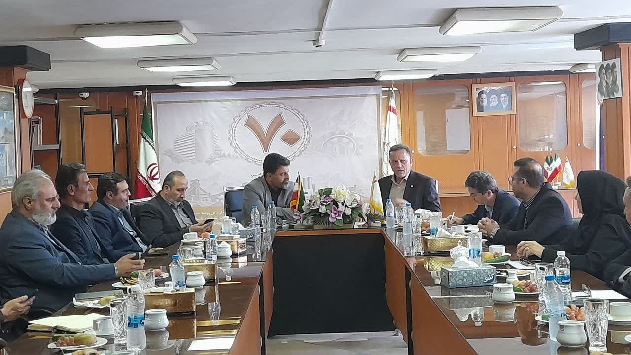 بانک صنعت ومعدن نقش مهمی در حمایت مالی از صنعتگران و تولیدکنندگان دارد
