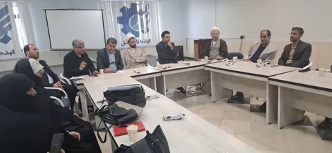نشست هم‌اندیشی اساتید گروه معارف اسلامی دانشگاه آزاد اسلامی واحد تهران غرب برگزار شد
