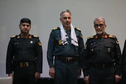 نیروی انتظامی امروز علاوه بر مأموریت‌های پلیسی، یکی از ارکان دفاعی کشور است