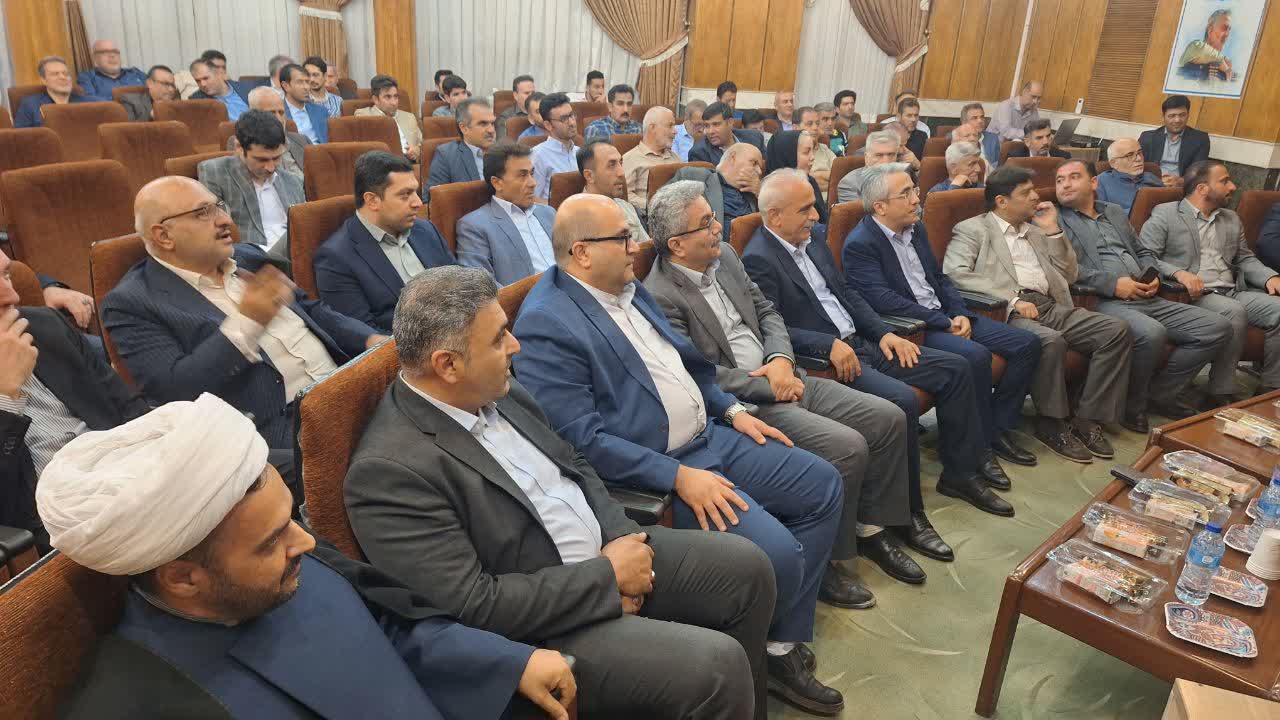 حریریمقدم: امنیت غذایی بخشی از امنیت ملی است/ نباید سایه صنعت بر کشاورزی دشت قزوین سنگین شود حریریمقدم: امنیت غذایی بخشی از امنیت ملی است/ نباید سایه صنعت بر کشاورزی دشت قزوین سنگین شود