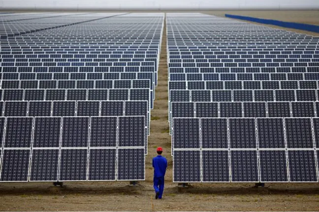Iran plans 5,000-MW solar plant in Isfahan, aiming for world’s largest