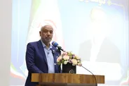 عبور از قواعد غلط اقتصادی مسیر توسعه آینده ایران است/ تسلیم ایران در اندیشۀ هیچ دولتمردی نمی‌گنجد