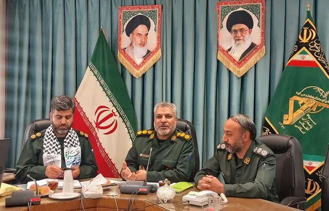 گستره برنامه‌های هفته بسیج دانش‌آموزی در شهر یزد؛ از غبارروبی قبور شهدا تا طرح نو میدان
