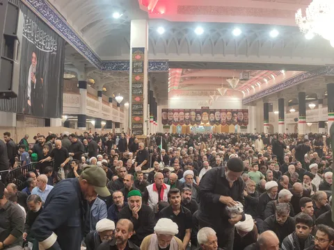 آغاز آیین گرامی‌داشت رهبر شهید انقلاب در قم 