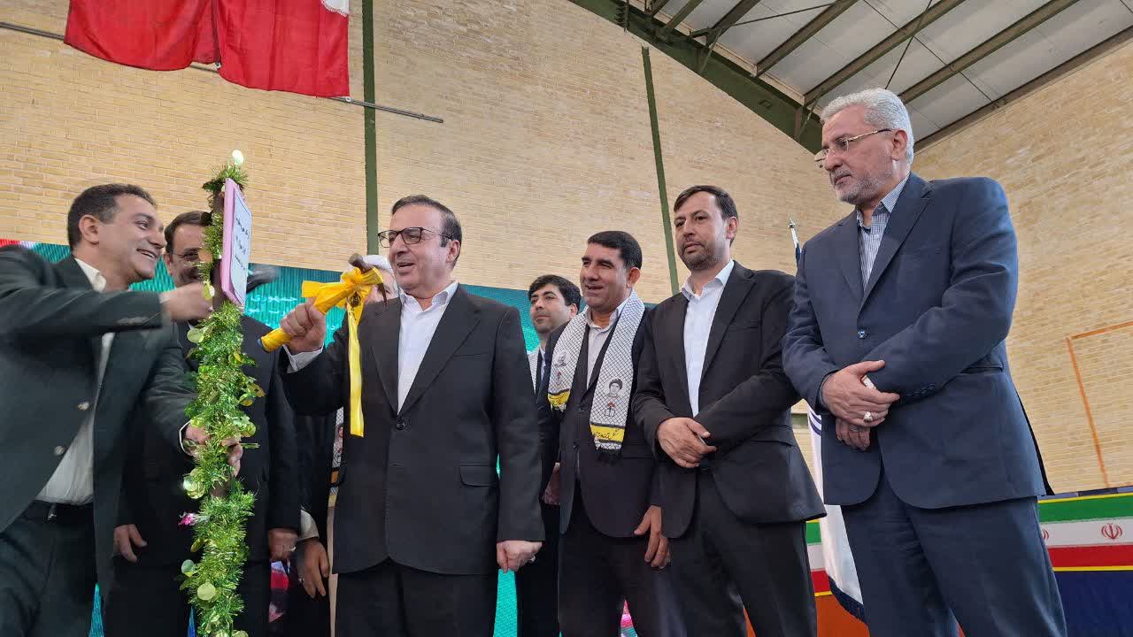 استاندار قزوین: عدالت آموزشی را با جدیت در استان قزوین دنبال می‌کنیم