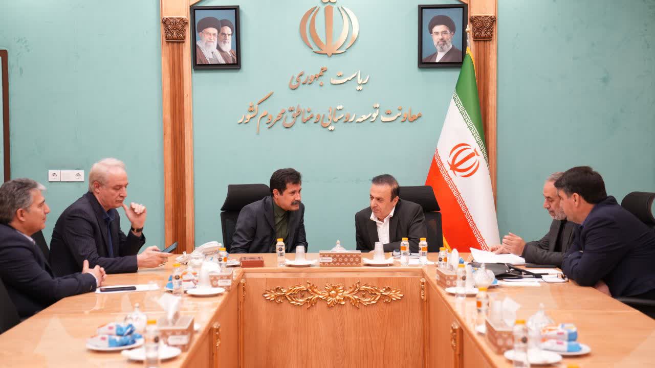 دیدار استاندار قزوین با معاون رئیس‌جمهور در امور توسعه روستایی و مناطق محروم کشور
