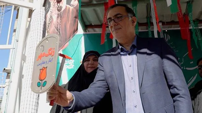تاکید بر نقش دانایی و مهارت آموزی دانش‌آموزان برای ساخت آینده ایران