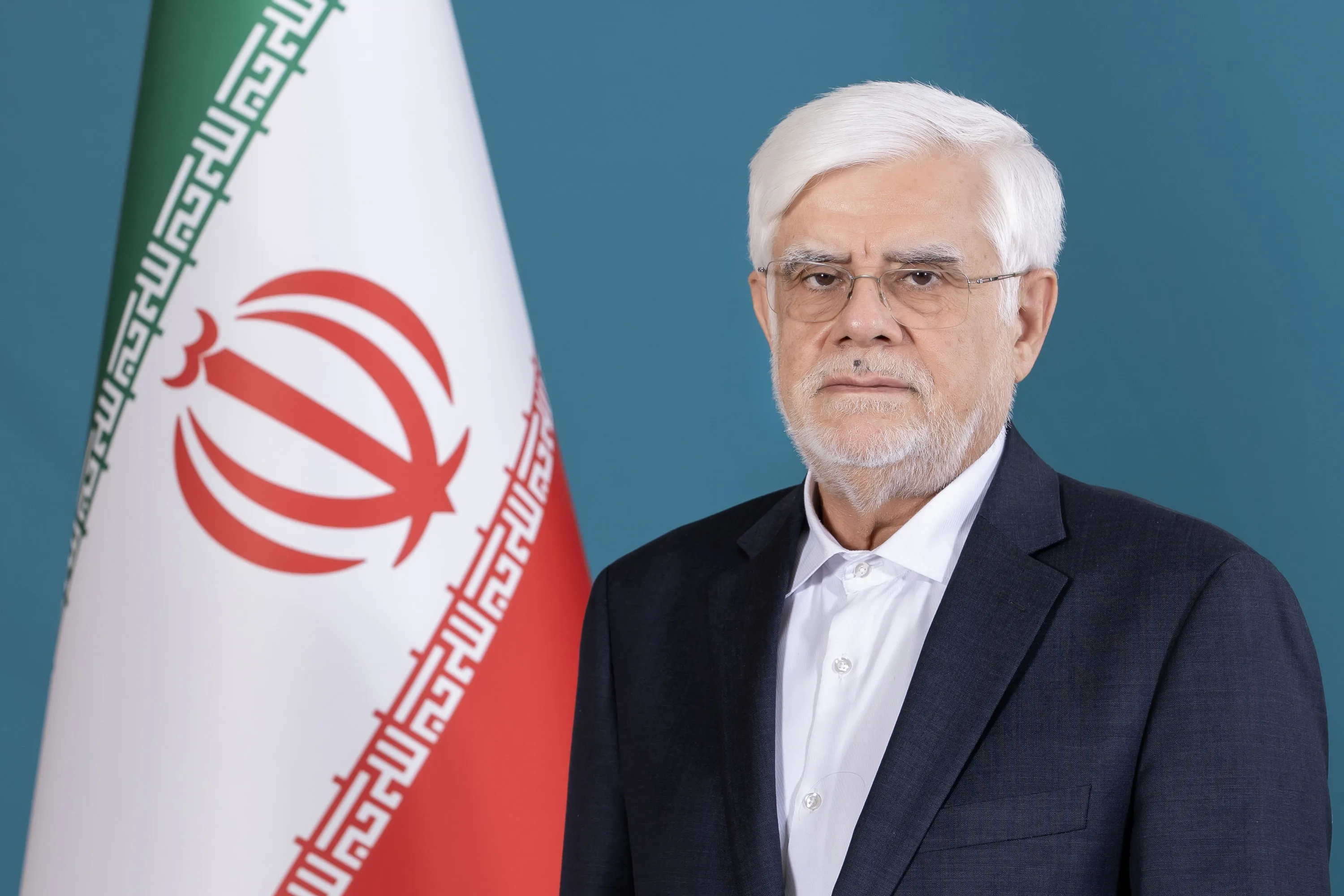 عارف خبر داد: آغاز فعالیت کارگروه‌های دولت در شرایط جنگ