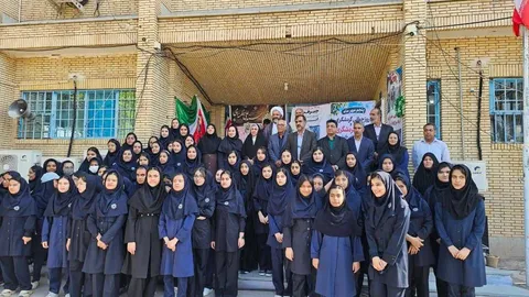 زنگ گردشگری در مدارس جیرفت به صدا درآمد