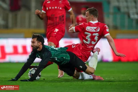 بازگشت مدافع خارجی پرسپولیس به تهران
