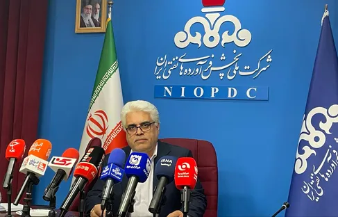 سهم ۴۱ درصدی کارت‌های جایگاه از سوخت‌گیری بنزین کشور