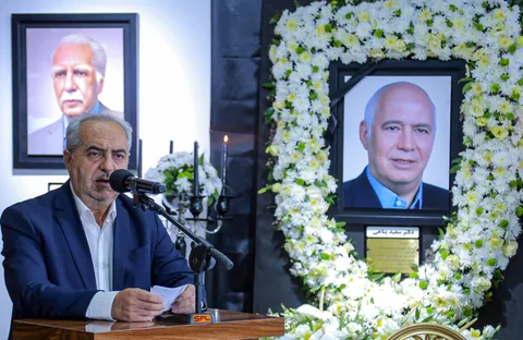 استاندار آذربایجان شرقی:  پزشکی بدون انسانیت از فلسفه وجودی خود فاصله می‌گیرد