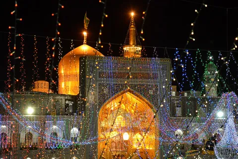 آیا زیارت «امام رضا (ع)» در روز تولد و از راه دور قبول است؟