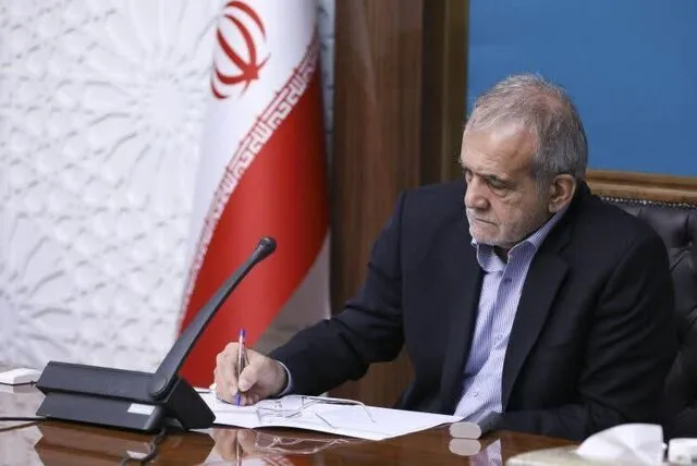 Pezeshkian: Iran Not Seeking Conflict with Muslim Countries