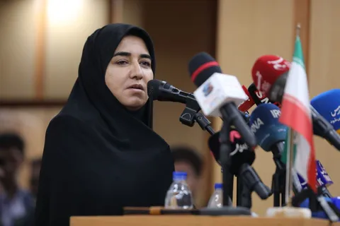 نماینده ایلام: اصلاح نظام پرداخت و ساماندهی کارکنان شرکتی، ابرپروژه‌های ملی است/ راه‌آهن ایلام نیازمند عزم جدی دولت