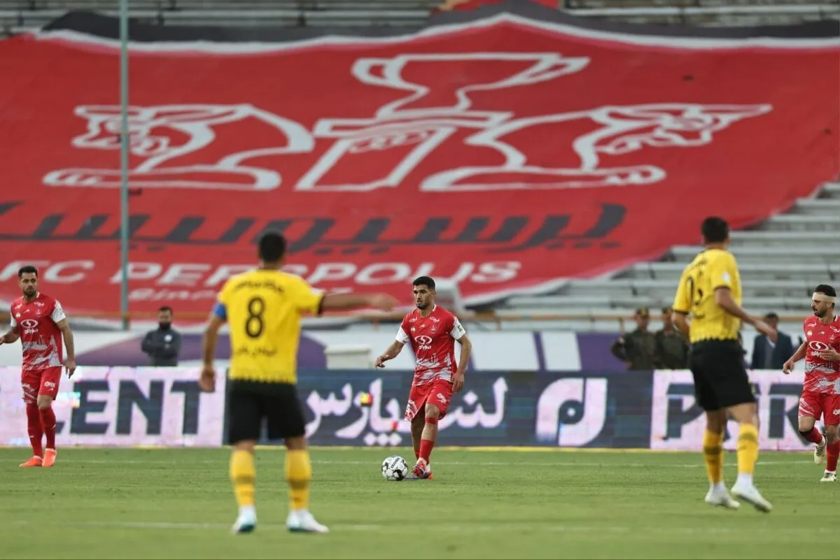 طاهرزاده: پرسپولیس چوب اشتباهات نقل و انتقالاتش را می خورد/ انتقاد بزرگی را به کارتال وارد می دانم!