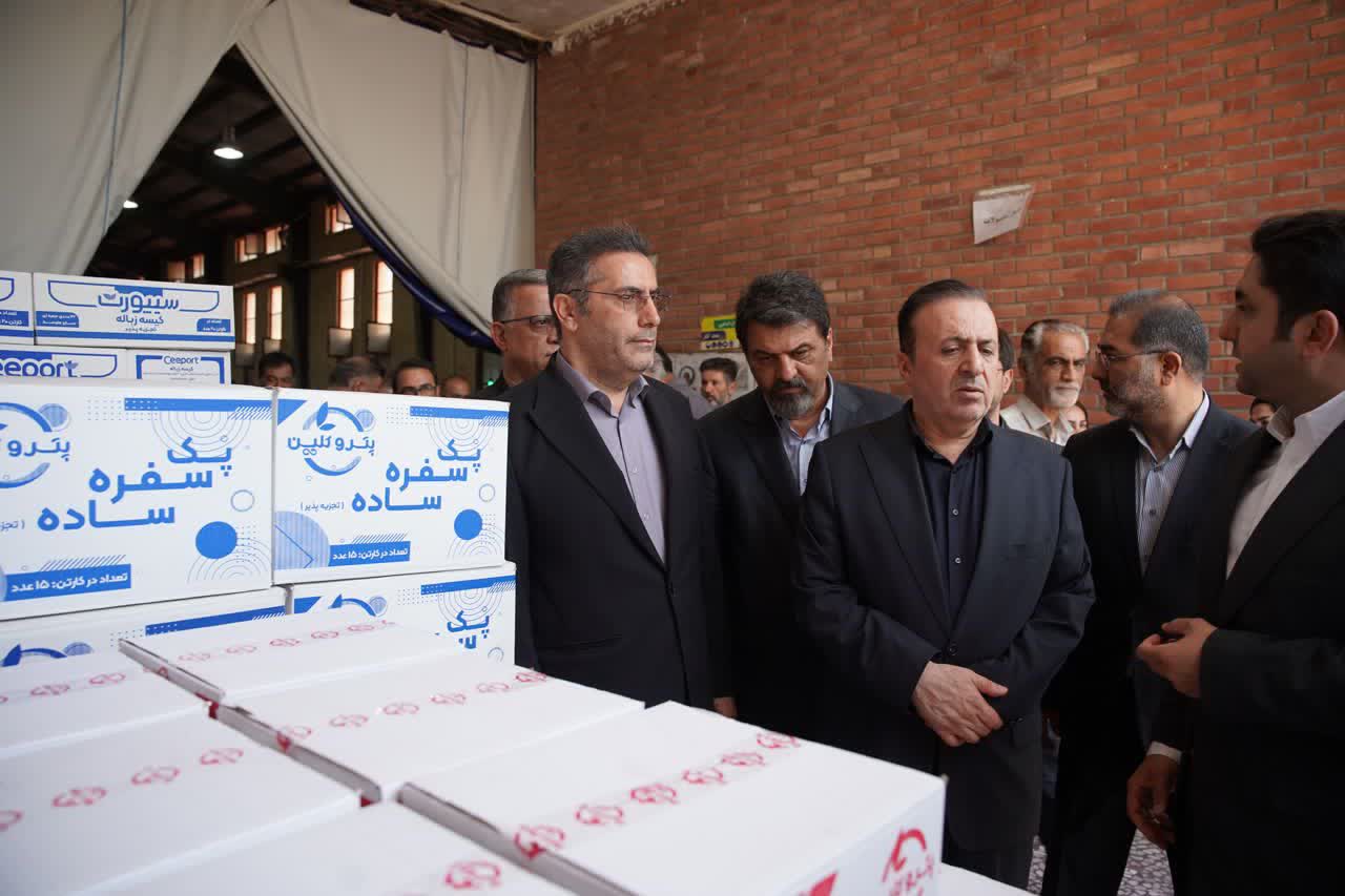 بازدید استاندار قزوین از واحد تولیدی «الکا پلاستیک» در شهرک صنعتی کاسپین