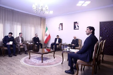 برگزاری نشست بررسی نهایی اجرایی شدن نظام‌نامه نخبه‌یابی و نخبه‌گزینی با حضور احمد دنیامالی