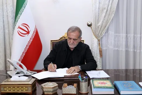 رئیس جمهور: تخریب کسانی که مأموریت مبتنی بر قانون به عهده دارند دور از انصاف و مردانگی است