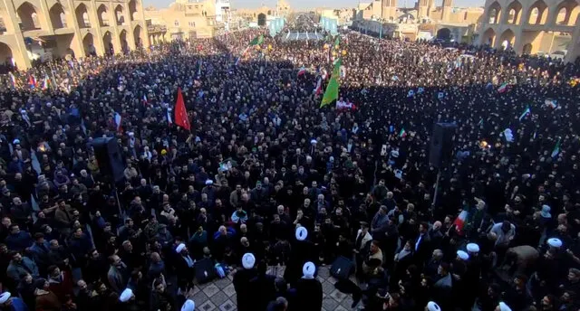 تجمع و سوگواری مردم ولایتمدار یزد در پی شهادت رهبر معظم انقلاب