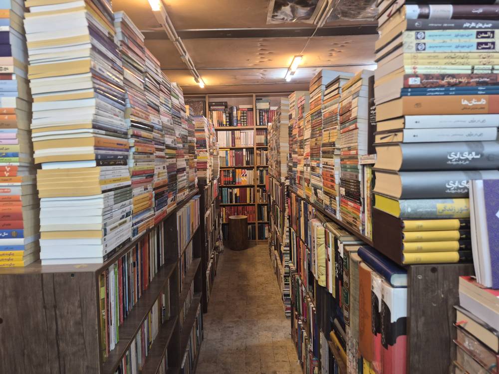 از ۵۱ سال زندگی با کتاب تا فلسفه کتابخوان کردن مردم/ حسین صمصام شریعت: کتاب کمندی است که آدمها را به سوی دانستن میکشد از ۵۱ سال زندگی با کتاب تا فلسفه کتابخوان کردن مردم/ حسین صمصام شریعت: کتاب کمندی است که آدمها را به سوی دانستن میکشد