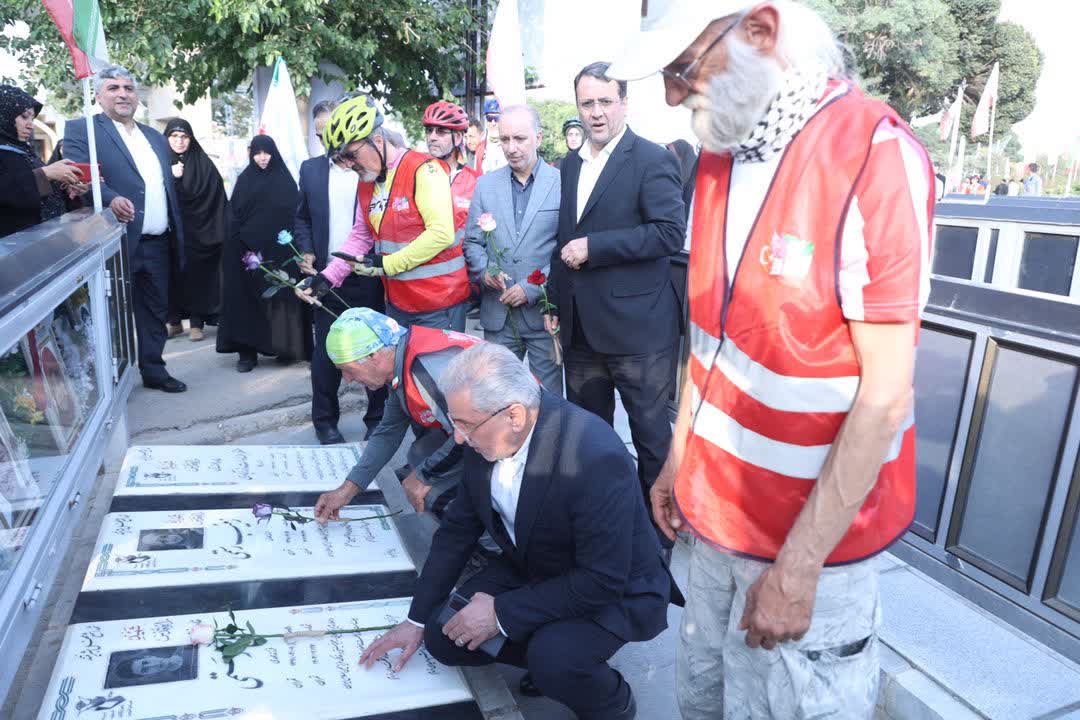 استقبال از دوچرخه سواران مقاومت ترکیه/ ایران در برابر متجاوزان عقب‌نشینی نمی‌کند؛ پاسخ به هر تعرضی قاطع خواهد بود