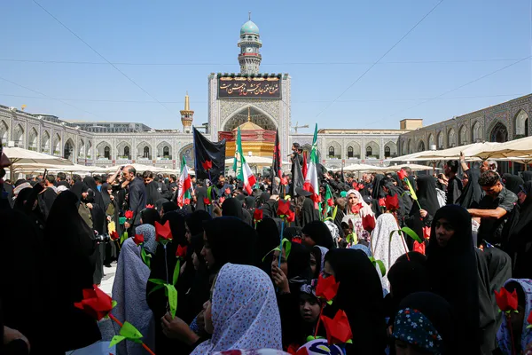  عزاداری هیئت کودکان در حرم مطهر امام هشتم(ع)