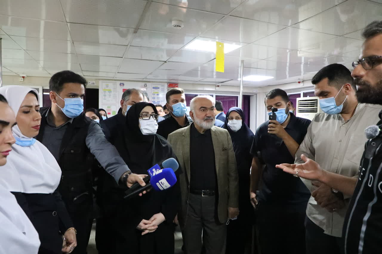 روایت سخنگوی دولت از شب همدلی در بیمارستان بقایی اهواز / مهاجرانی: دولت با تمام توان در کنار کادر درمان و مردم خوزستان ایستاده است + عکس روایت سخنگوی دولت از شب همدلی در بیمارستان بقایی اهواز / مهاجرانی: دولت با تمام توان در کنار کادر درمان و مردم خوزستان ایستاده است + عکس