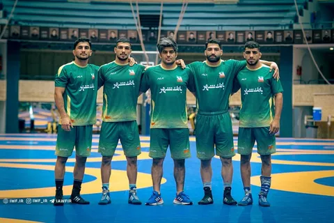 تیم منتخب کشتی آزاد راهی مجارستان شد
