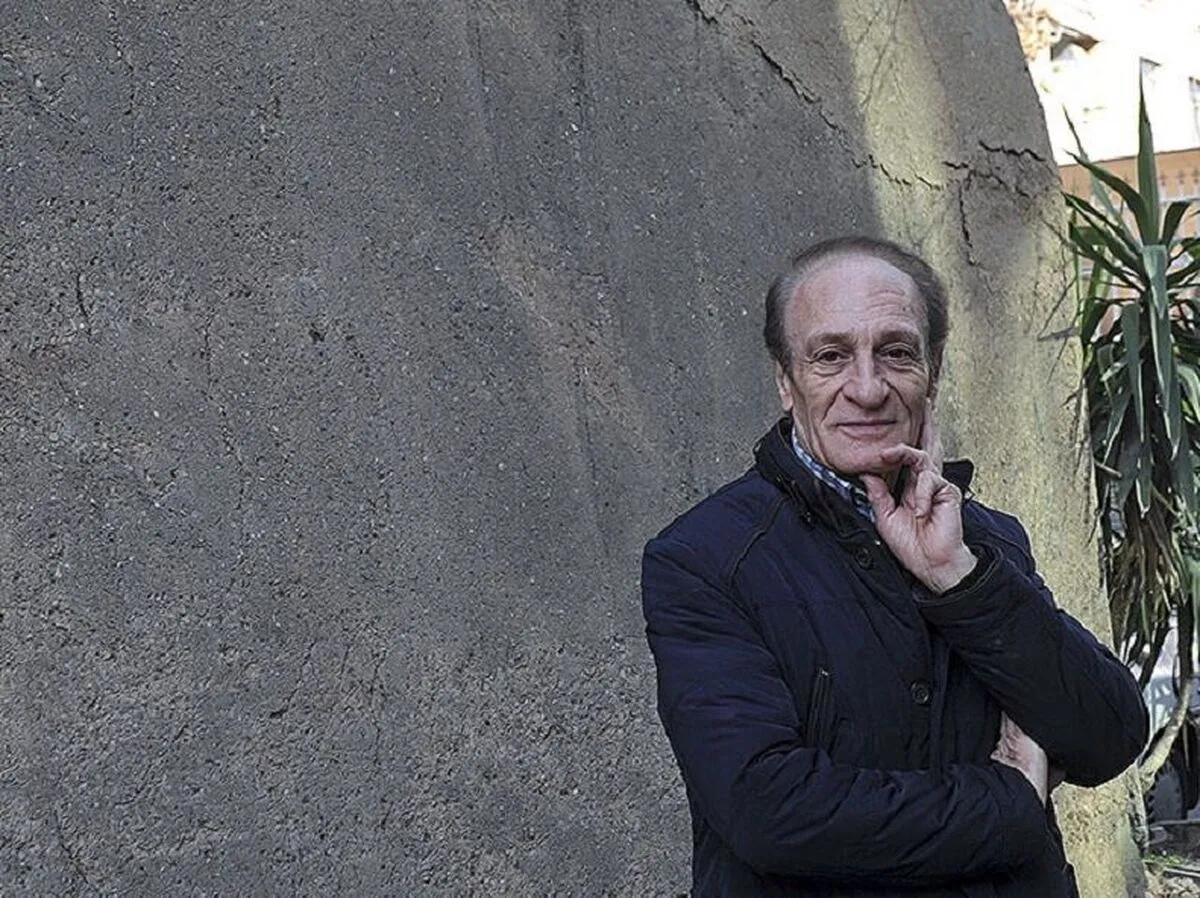 انتشار کتاب «صد سال تئاتر بیگانه در ایران» به قلم ناصر آقایی